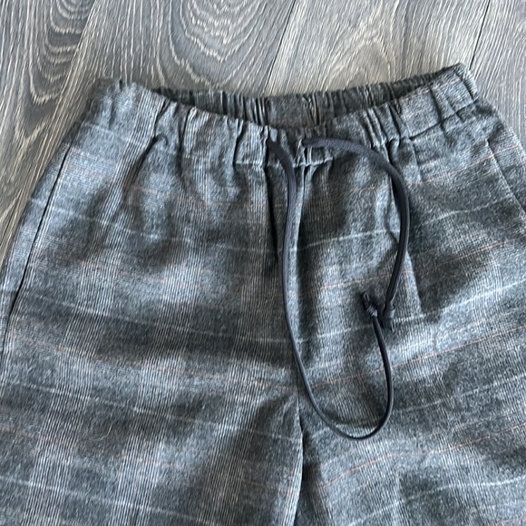 Babaton plaid relax pants - Picture 2 of 4